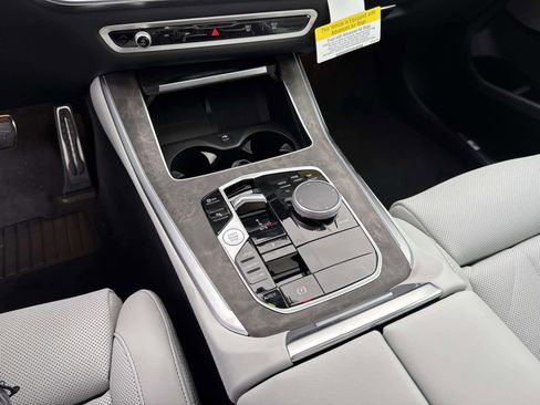 New 2026 BMW X5 sDrive40i w/ M Sport Package image 27