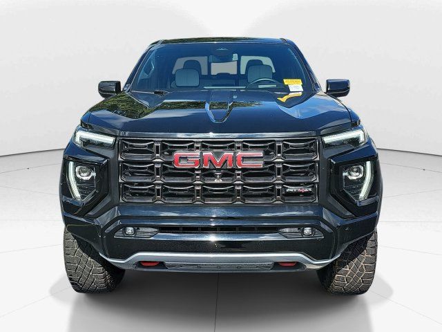 Used 2024 GMC Canyon AT4X AWD/4WD image 8