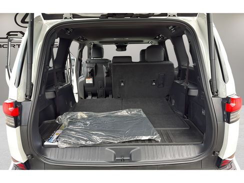 Certified 2025 Lexus GX 550 w/ Accessory Package (2T) AWD/4WD image 20