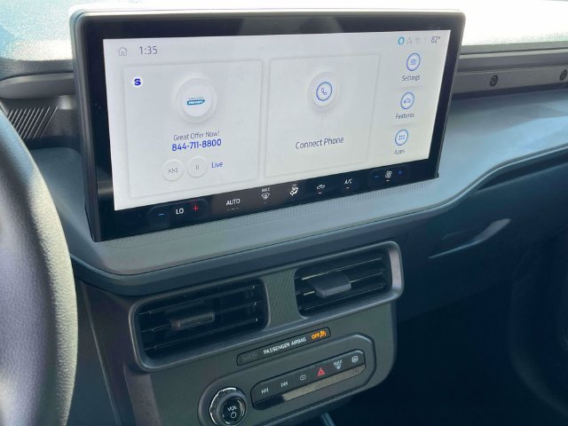 Certified 2025 Ford Maverick XL FWD image 34