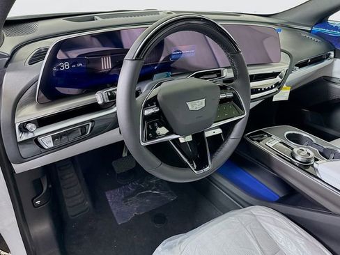 New 2026 Cadillac Lyriq Sport image 6