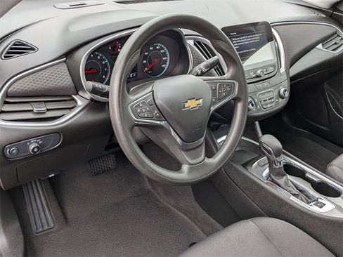 Used 2024 Chevrolet Malibu LT image 10