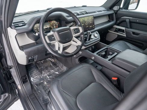 Certified 2023 Land Rover Defender 130 SE image 12