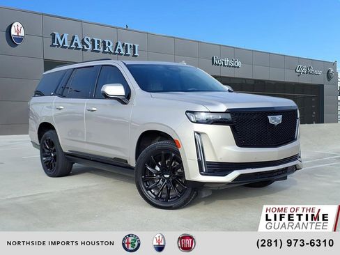 Used 2023 Cadillac Escalade Sport Platinum w/ LPO, ONYX Package image 1
