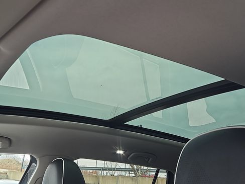 New 2026 Volkswagen Atlas SEL Premium R-Line image 8