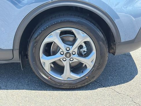 Used 2025 Ford Escape ST-Line FWD image 19