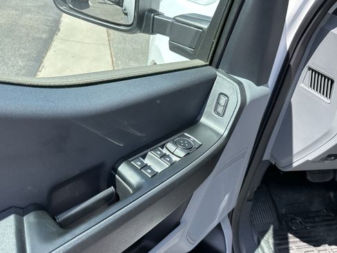 New 2026 Ford F250 XL w/ XL Chrome Package image 22