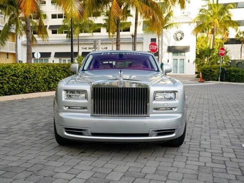 Used 2013 Rolls-Royce Phantom Sedan image 4