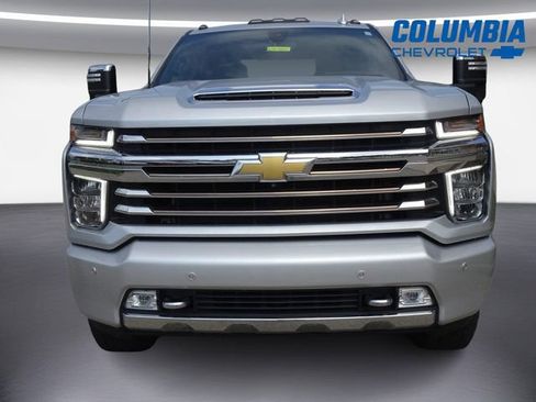 Used 2022 Chevrolet Silverado 2500 High Country w/ Z71 Off-Road Package AWD/4WD image 7