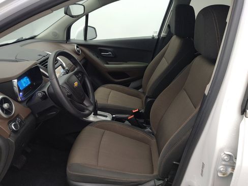 Used 2015 Chevrolet Trax LT FWD image 17
