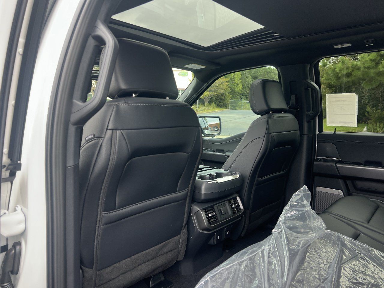 New 2026 Ford F150 Lariat w/ Equipment Group 501A Mid AWD/4WD image 19