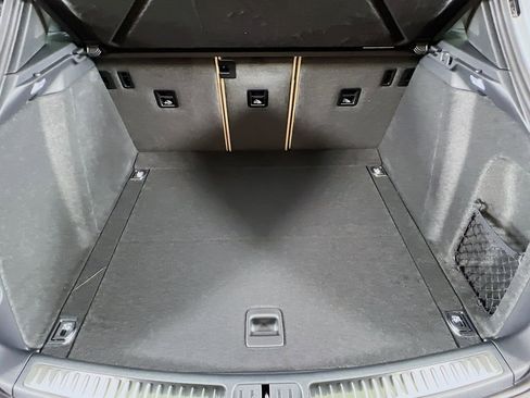 New 2026 Porsche Macan S image 28