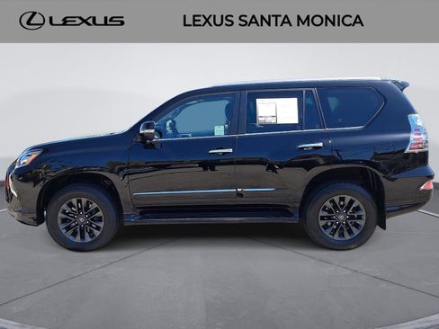 Used 2018 Lexus GX 460 Premium w/ Premium Package AWD/4WD image 8