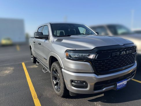 Used 2025 RAM 1500 Big Horn AWD/4WD image 2