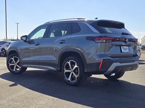 New 2026 Volkswagen Tiguan SE image 5