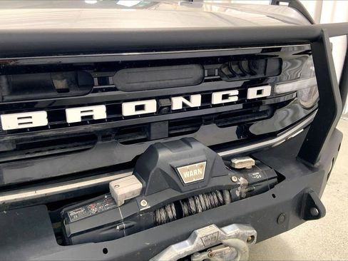 Used 2023 Ford Bronco Outer Banks AWD/4WD image 7