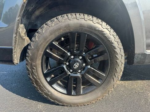 Used 2021 Toyota 4Runner Nightshade AWD/4WD image 10