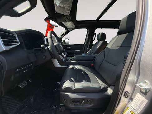 New 2025 Toyota Tundra Platinum AWD/4WD image 9