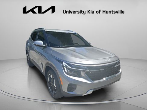 Used 2025 Kia Seltos EX w/ EX Sunroof Package image 1