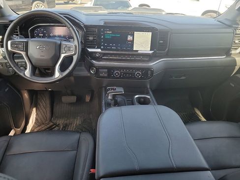 Used 2024 Chevrolet Silverado 1500 LT Trail Boss w/ LT Trail Boss Premium Package image 9