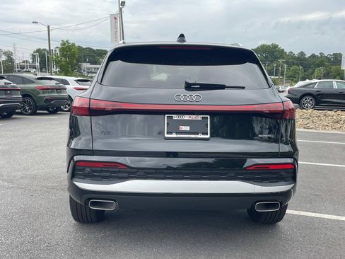 Used 2025 Audi Q5 Premium w/ Convenience Package AWD/4WD image 5