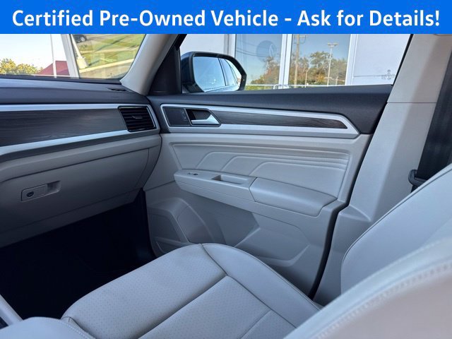 Certified 2022 Volkswagen Atlas SE w/ Panoramic Sunroof Package AWD/4WD image 9