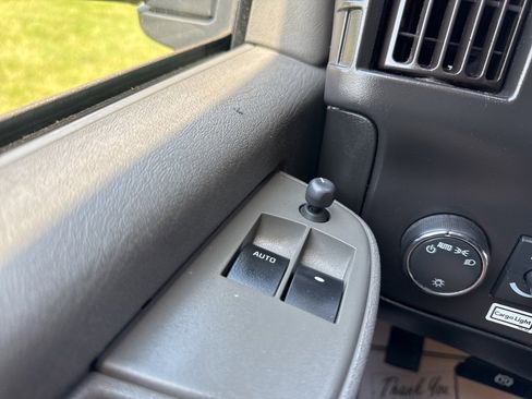 Used 2021 GMC Savana 3500 Extended w/ Power Convenience Package image 5