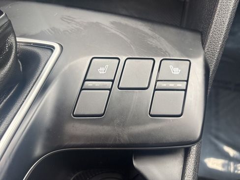 Used 2025 Kia Sportage LX AWD/4WD image 22