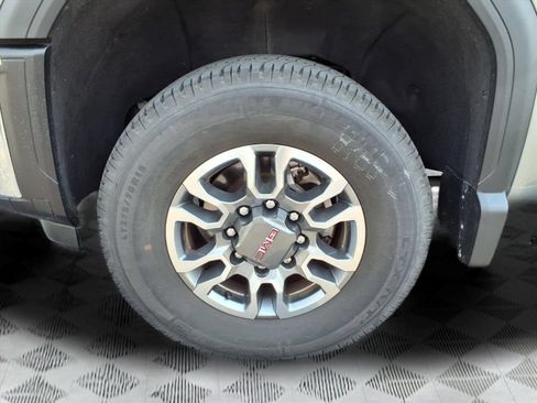Certified 2024 GMC Sierra 3500 SLE w/ SLE Value Package AWD/4WD image 10