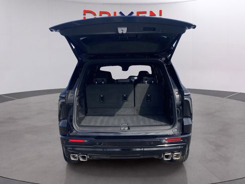 New 2026 Chevrolet Traverse RS w/ LPO, Floor Liner Package image 14