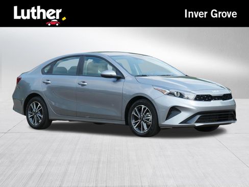 Certified 2023 Kia Forte LXS w/ LXS Technology Package FWD image 1