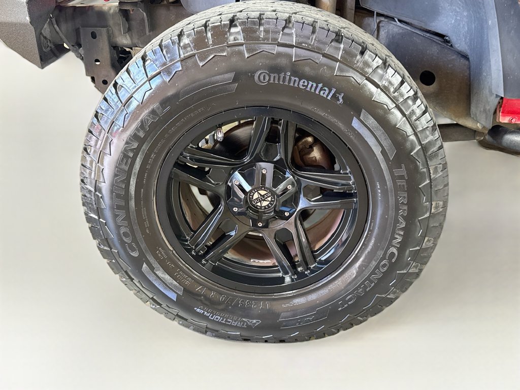 Used 2015 Jeep Wrangler Sport w/ Quick Order Package 24S AWD/4WD image 34