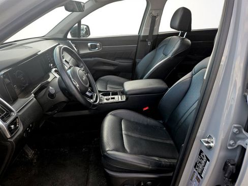 Used 2023 Kia Sorento SX FWD image 25