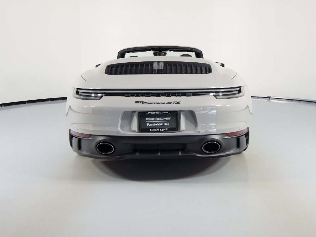 Certified 2022 Porsche 911 Carrera GTS RWD image 9