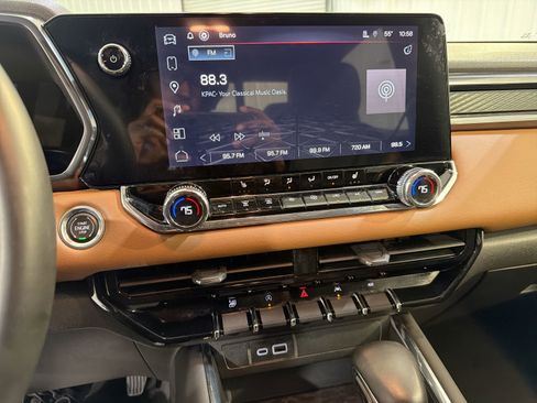 Used 2023 GMC Canyon AT4 w/ Canyon Safety Plus Package image 17