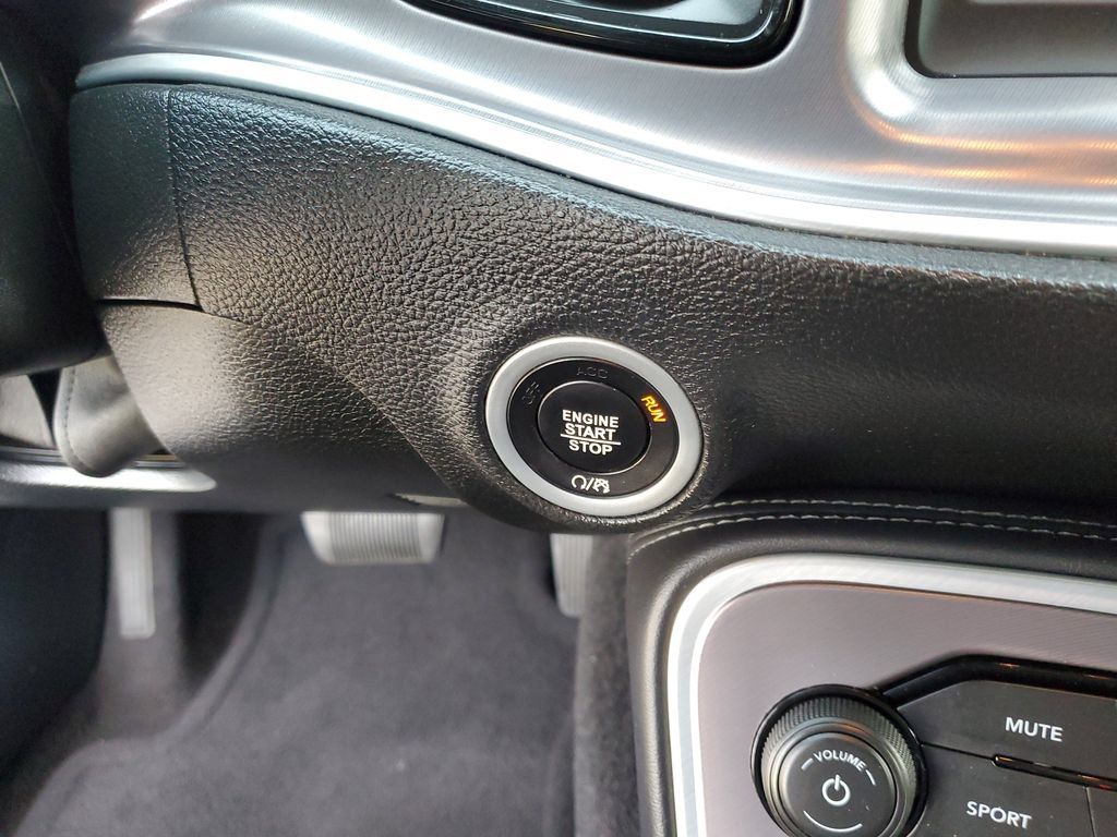 Used 2021 Dodge Challenger GT RWD image 27