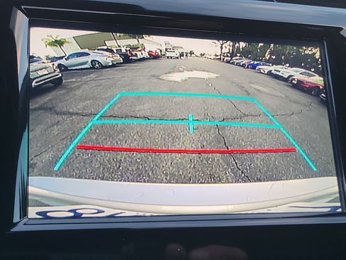 Used 2019 Toyota Camry LE image 12