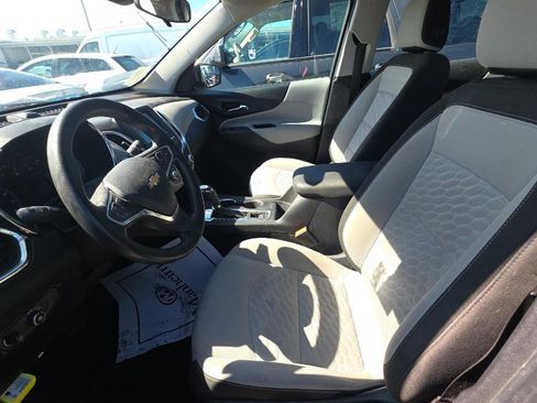 Used 2018 Chevrolet Equinox LS image 7