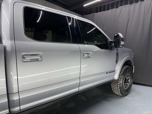 Used 2022 Ford F250 Lariat w/ Tremor Off-Road Package AWD/4WD image 12