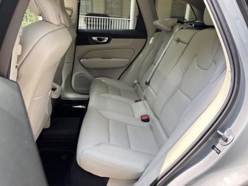 Used 2024 Volvo XC60 B5 Plus w/ Protection Package Premier AWD/4WD image 5