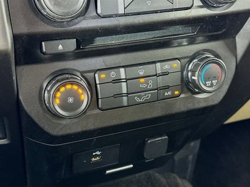 Used 2018 Ford F150 XLT RWD image 16