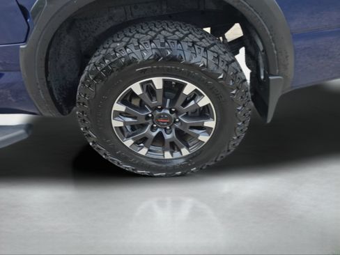 Used 2020 Nissan Titan PRO-4X w/ Pro-4x Convenience Package AWD/4WD image 32