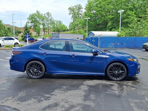 Used 2024 Toyota Camry XSE FWD image 7