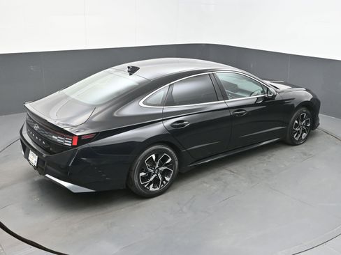 Used 2025 Hyundai Sonata SEL FWD image 38
