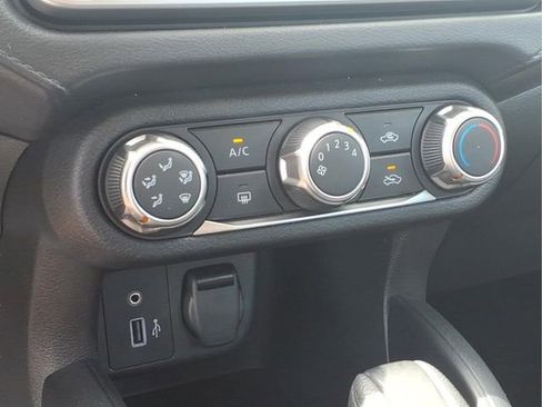 Used 2024 Nissan Versa S w/ S Plus Package FWD image 10