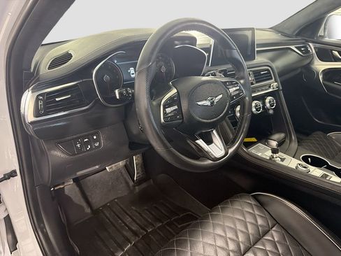 Used 2021 Genesis G70 3.3T w/ Sport Package RWD image 9