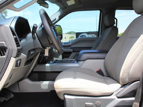 Used 2020 Ford F250 XLT w/ XLT Premium Package AWD/4WD image 23