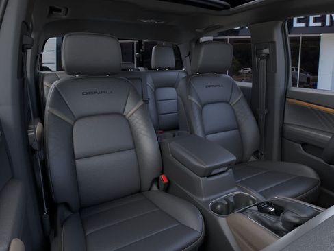 New 2026 GMC Canyon Denali AWD/4WD image 16