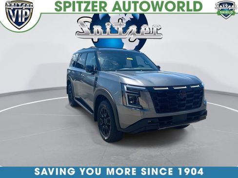 Used 2025 Nissan Armada PRO-4X AWD/4WD image 2