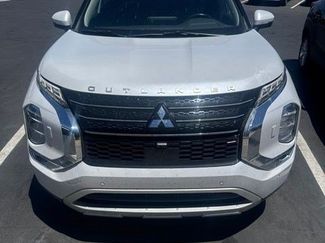 Used 2022 Mitsubishi Outlander SE AWD/4WD video 1